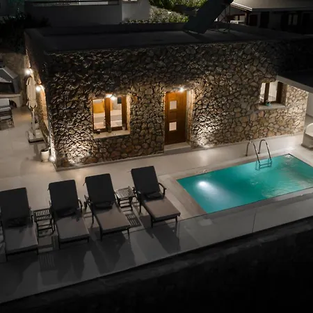 فيلة Dream Santorini Vourvoúlos